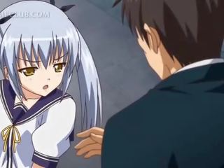 Stupéfiant l'anime femme fatale léchage membre en fermer